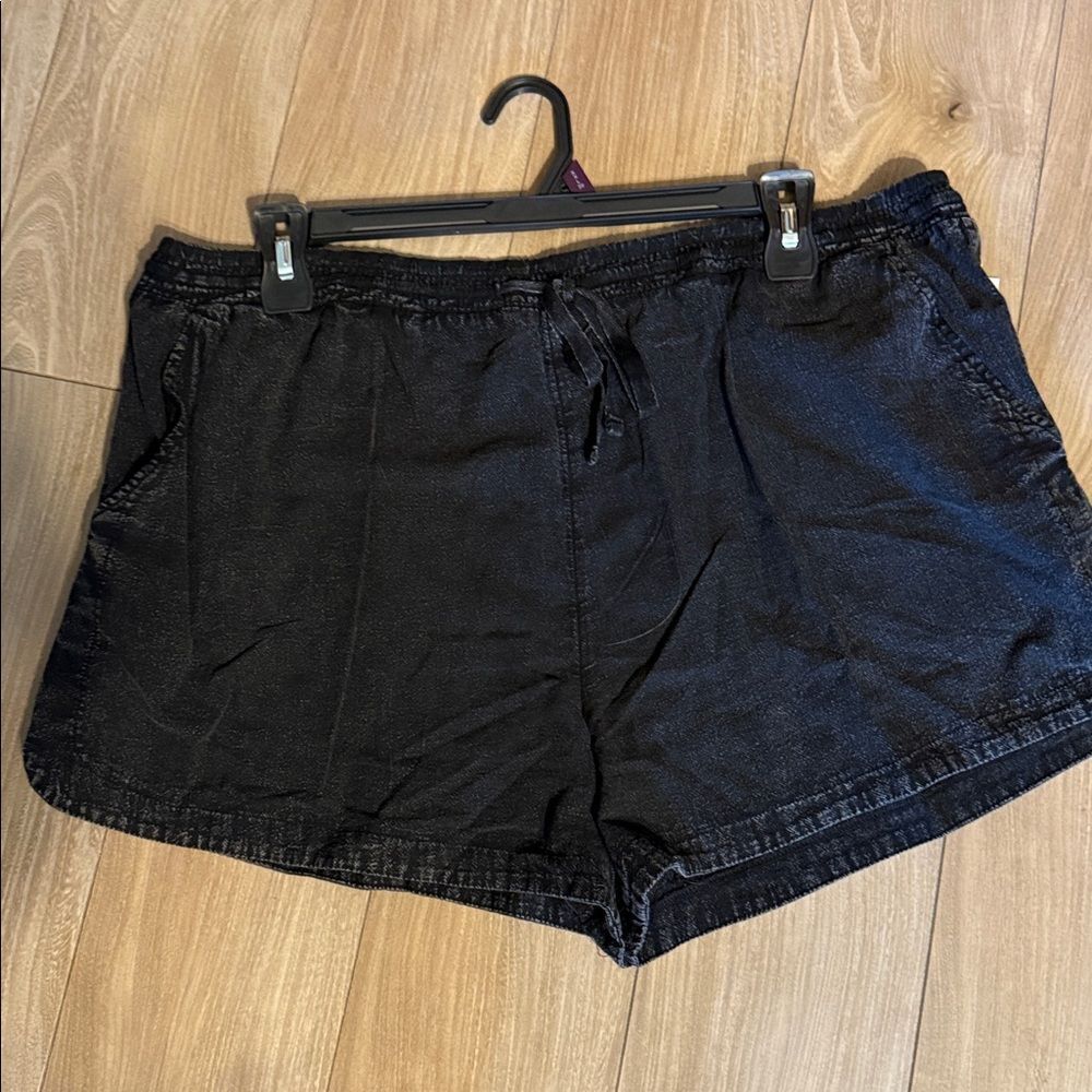 Time and Tru Women's Garment Dye Pull On Shorts, 3.5" Inseam, Size XXL - Picture 3 of 4